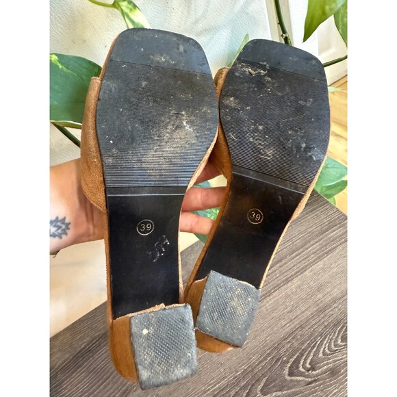 Women’s size 8 Brown peep toe heels - Picture 7 of 9